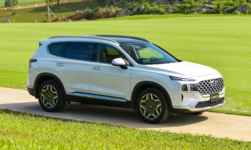Hyundai triệu hồi gần 18.000 xe tại Việt Nam
