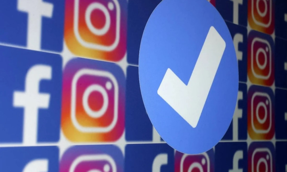 Người dùng được gì khi mua tích xanh của Facebook?