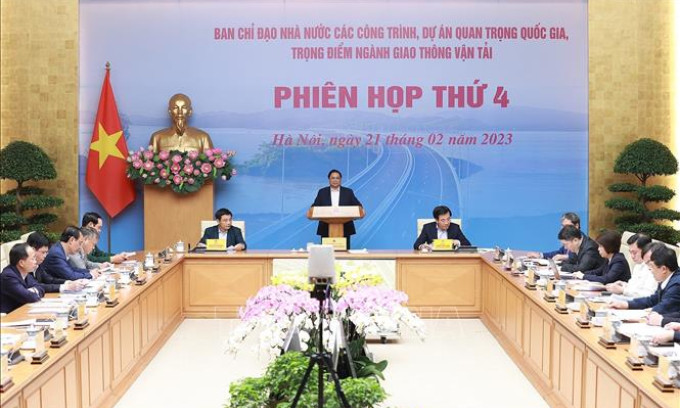 Thủ tướng Phạm Minh Chính: Phải chấm dứt tình trạng chia nhỏ gói thầu, thông thầu, bán thầu