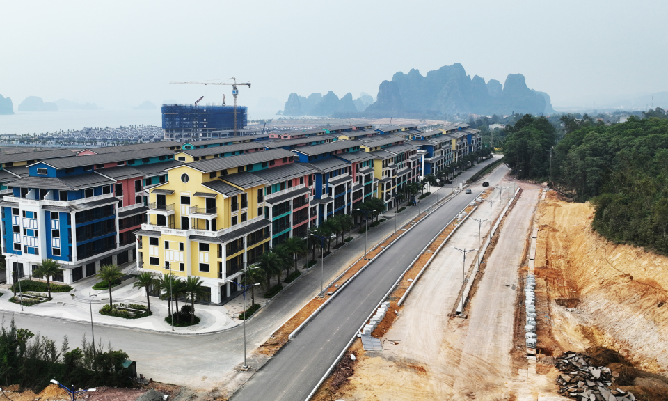Đẩy nhanh tiến độ hoàn thành dự án mở rộng tỉnh lộ 334