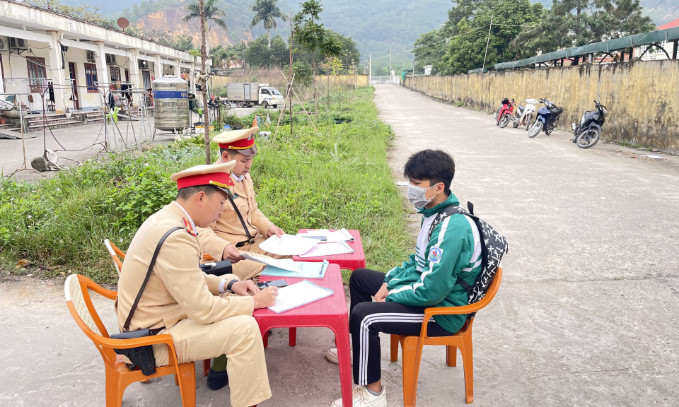 Ngăn chặn tình trạng thanh, thiếu niên vi phạm pháp luật về giao thông