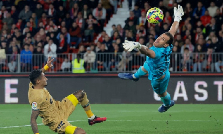 Barca đứt mạch 13 trận bất bại tại La Liga
