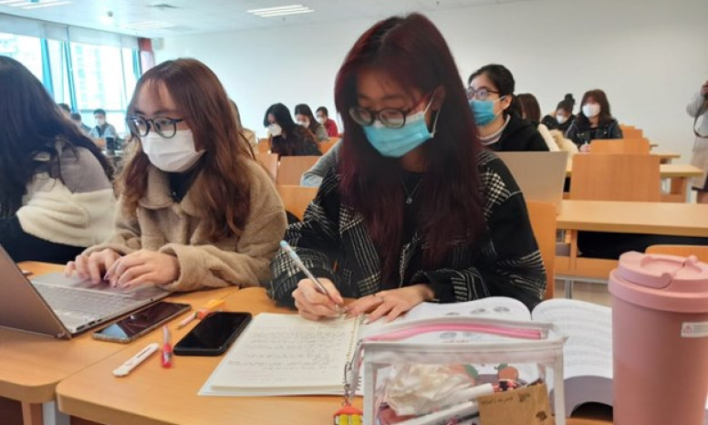 Hoàn trả phần chênh lệch nếu thu học phí cao hơn năm trước