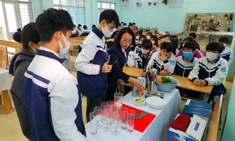 Đào tạo nghề lễ tân khách sạn tại phân hiệu Trường Cao đẳng Than khoáng sản Việt Nam tại thành phố Móng Cái