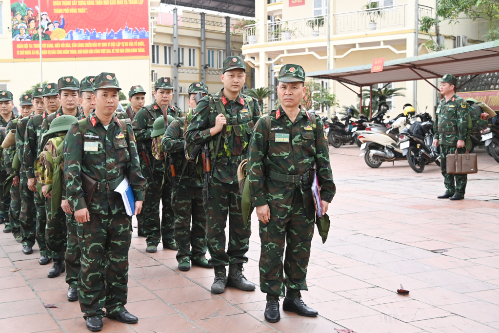 Ban CHQS TX Đông Triều thực hành cơ động một phần lực lượng vào căn cứ chiến đấu.