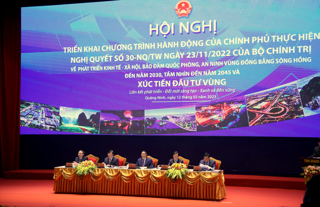 Quảng Ninh tổ chức hội nghị triển khai Chương trình hành động của Chính phủ thực hiện Nghị quyết 30 của Bộ Chính trị.
