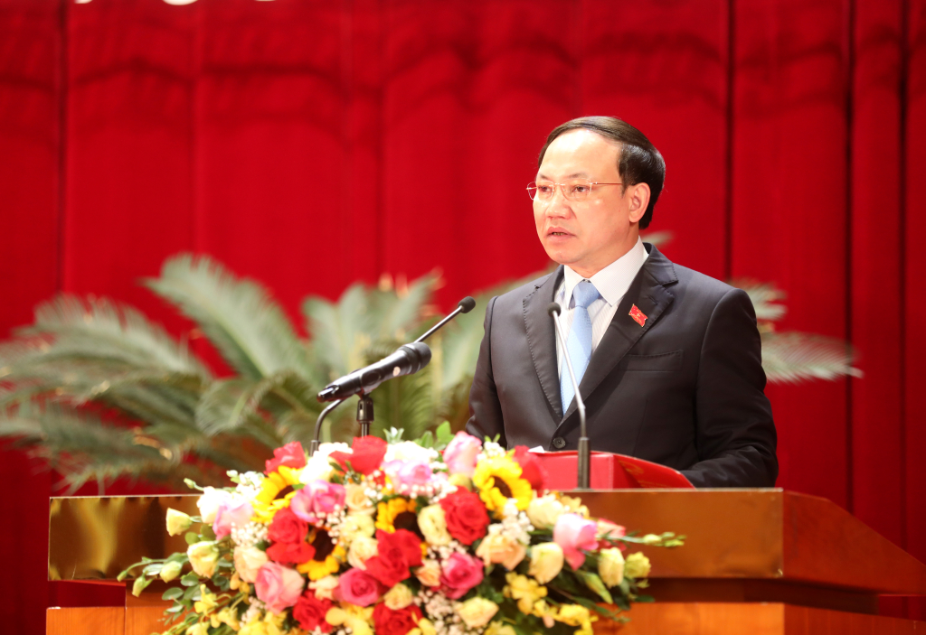 Đồng chí Nguyễn Xuân Ký, Ủy viên Trung ương Đảng, Bí thư Tỉnh ủy, Chủ tịch HĐND tỉnh, phát biểu chỉ đạo tại Kỳ họp.