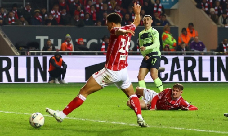 Man City vào tứ kết Cup FA