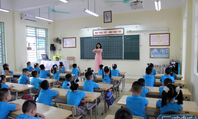 Bộ Giáo dục đề nghị xây dựng nghị định về phụ cấp ưu đãi nhà giáo 