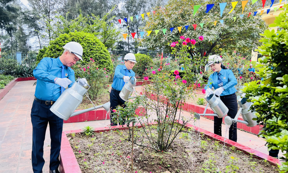 Công ty Tuyển than Cửa Ông: Phát động thi đua bảo vệ môi trường   