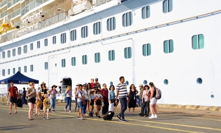 Vietnam welcomes 933,000 foreign visitors in February