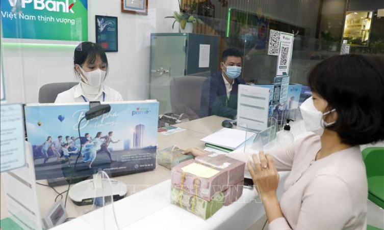 Lãi suất ngân hàng không còn mức 10%/năm cho khoản tiền gửi dưới 50 tỷ đồng