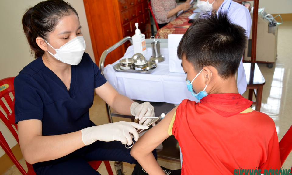 Những tỉnh, thành nào đang tiêm vaccine COVID-19 chậm?