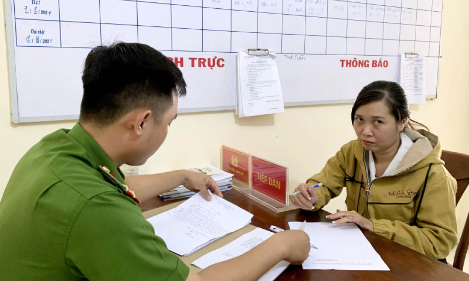 Đánh mất túi xách, đến Công an báo bị cướp
