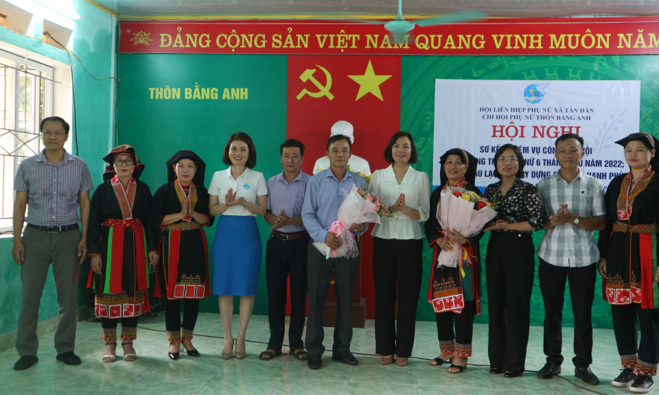 Tích cực xây dựng gia đình hạnh phúc