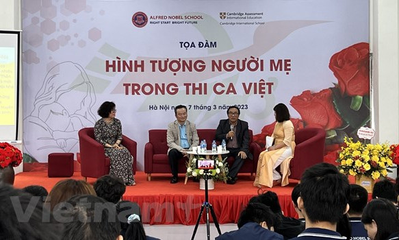Trần Đăng Khoa kể về người dạy ông biết rung cảm trước cảnh vật