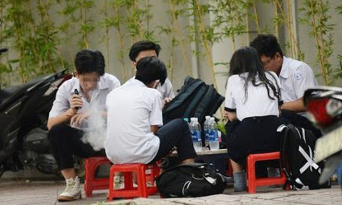 Gia tăng tỷ lệ hút thuốc lá điện tử trong lứa tuổi thanh, thiếu niên