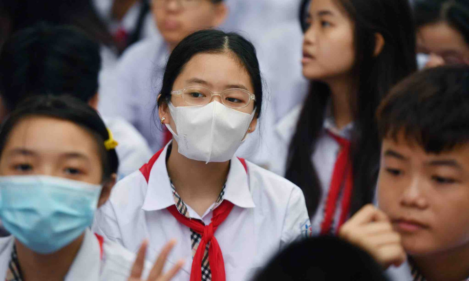Lớp cận chuyên, chất lượng cao bị xoá sổ: Phụ huynh tâm tư, giáo viên trăn trở
