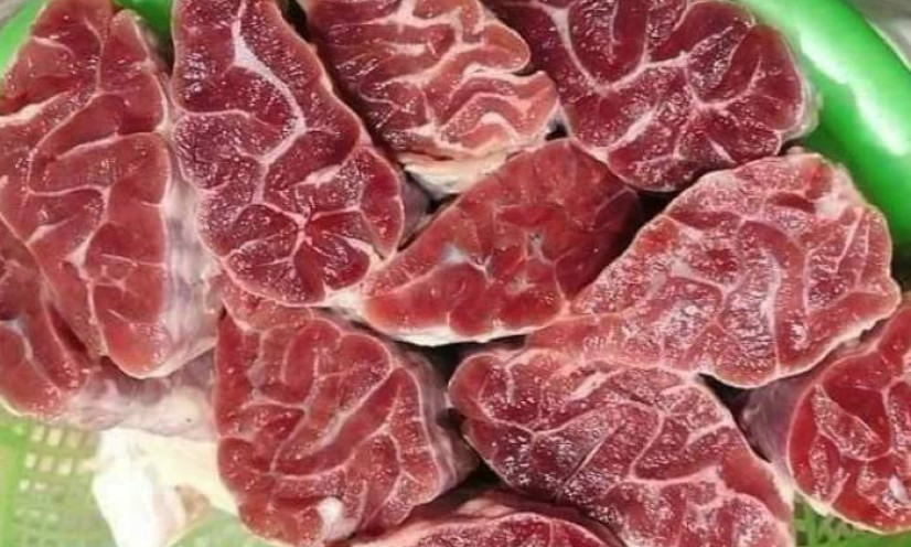 Những người không nên ăn thịt bò