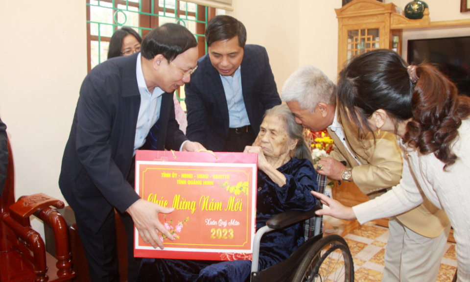 Chăm lo người có công và gia đình chính sách