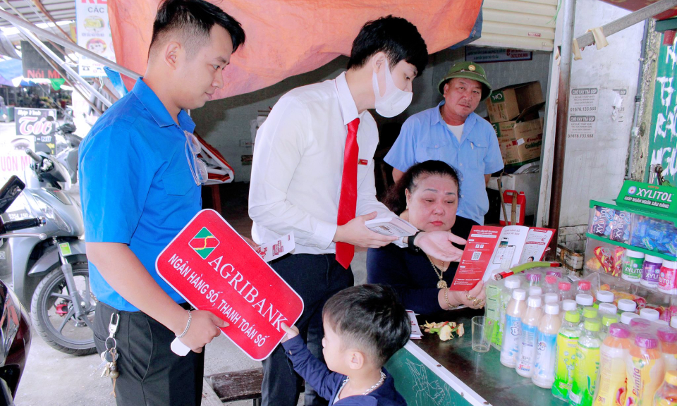 Sức trẻ trên quê hương Đệ tứ Chiến khu