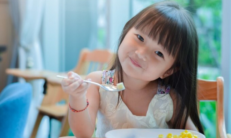 Trẻ ăn gì để tăng chiều cao tối ưu?