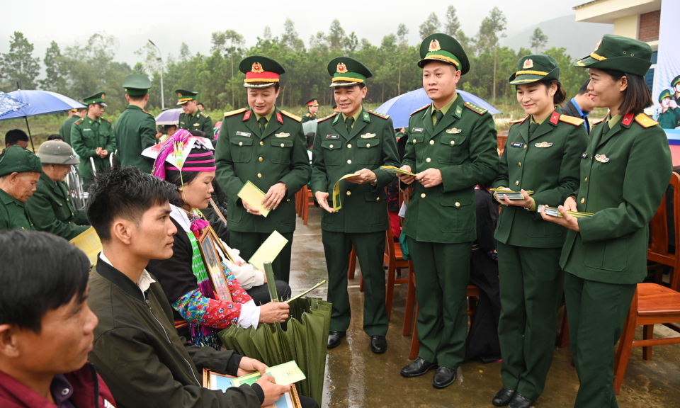 Bộ CHQS tỉnh Quảng Ninh tổ chức chương trình “Tháng Ba biên giới” năm 2023
