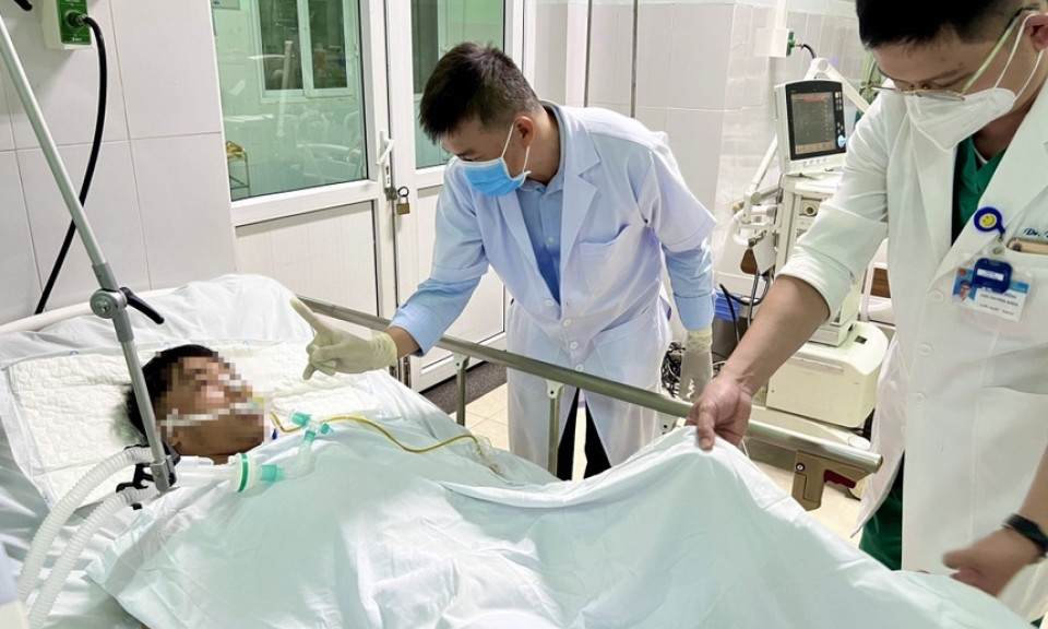 Bộ Y tế yêu cầu tập trung cứu chữa bệnh nhân ngộ độc ở Quảng Nam