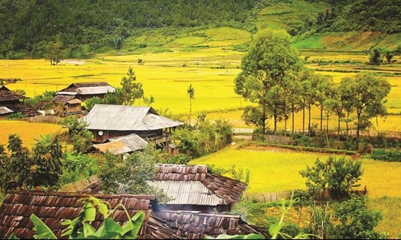 Financial aid for ethnic minority housing and land reclamation