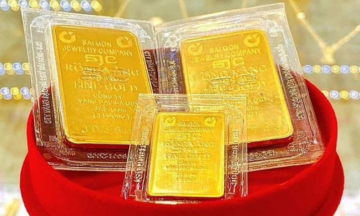 Giá vàng miếng SJC diễn biến lạ