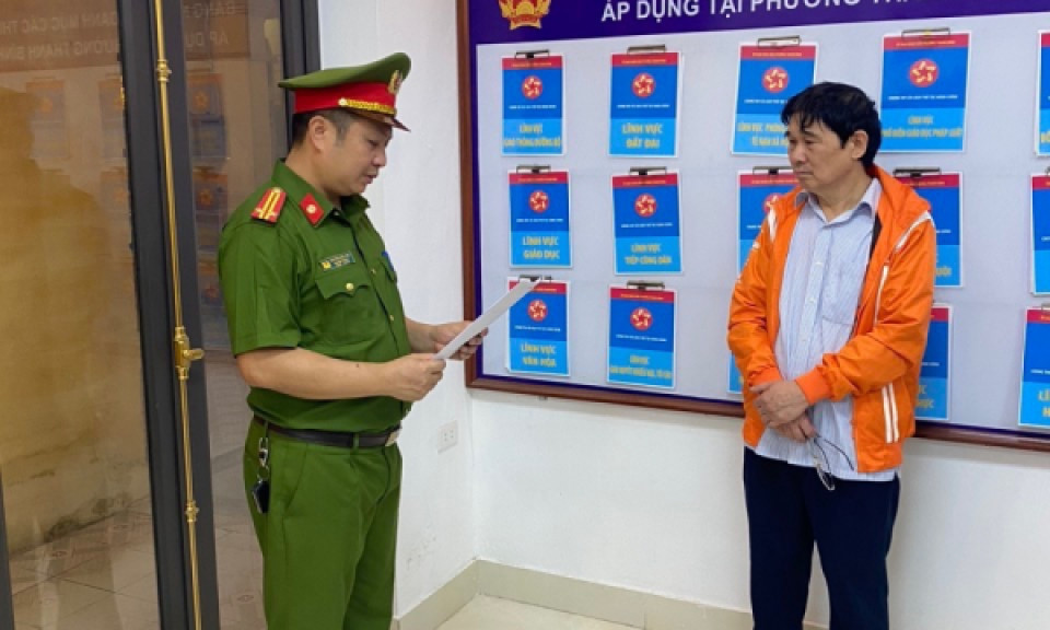 Bán và giao đất trái thẩm quyền, "quan xã" thu trên 7,3 tỷ đồng