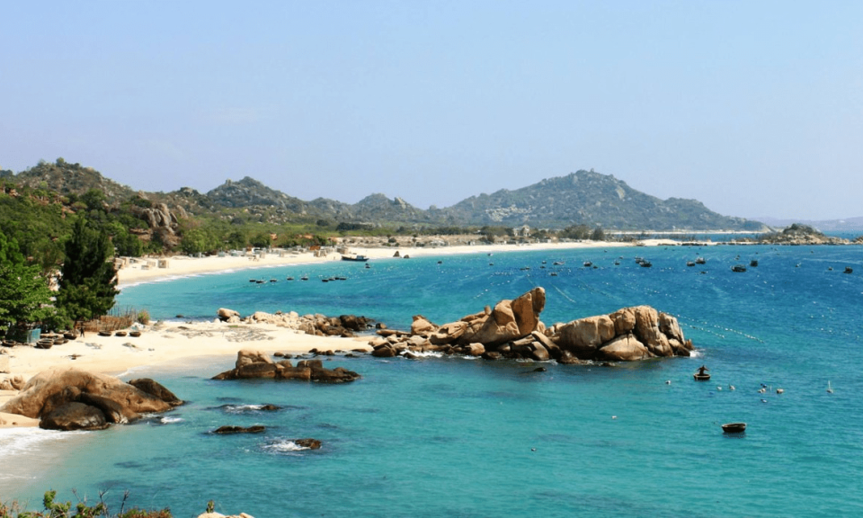 Daydreaming on scenic vistas of Van Don sea