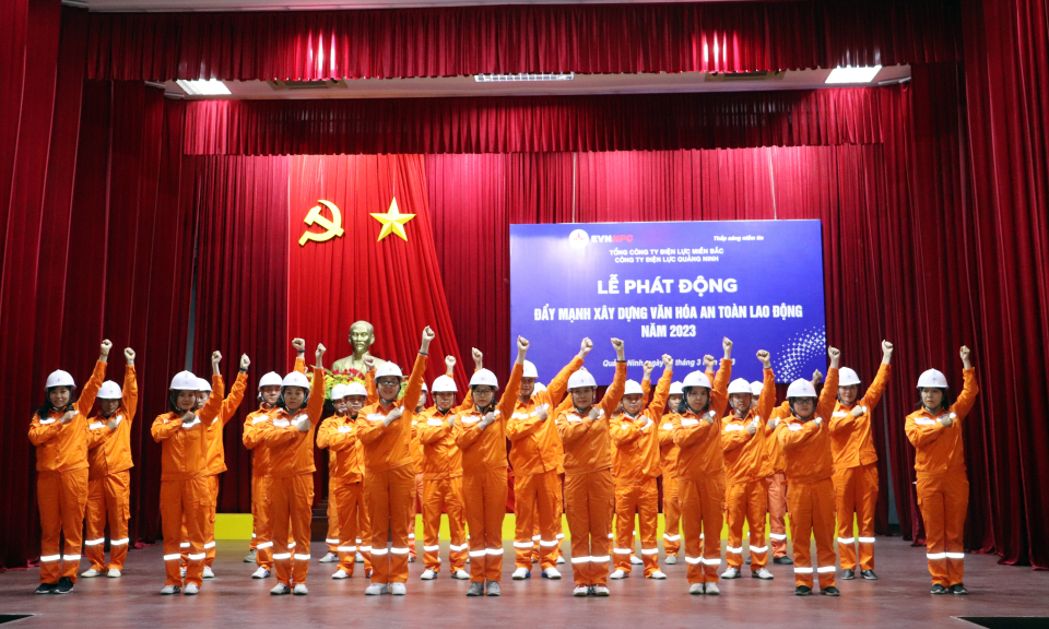 Điện lực Quảng Ninh phát động đẩy mạnh xây dựng văn hóa an toàn lao động năm 2023