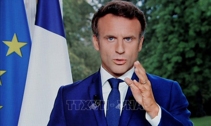 Tổng thống Pháp triệu tập cuộc họp khẩn