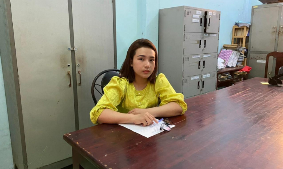 Nhóm “hot girl” giả khách mua quần áo lừa đảo tiền chuyển khoản