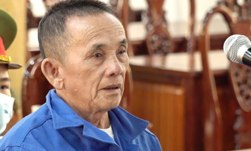 "Dê cụ" lãnh án 13 năm tù vì hiếp dâm bé gái 4 tuổi