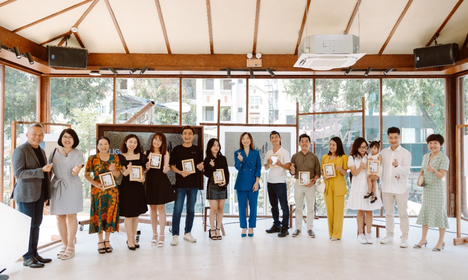 Sun Life Việt Nam tổ chức cuộc thi ảnh “Light up love – Nói lời yêu”