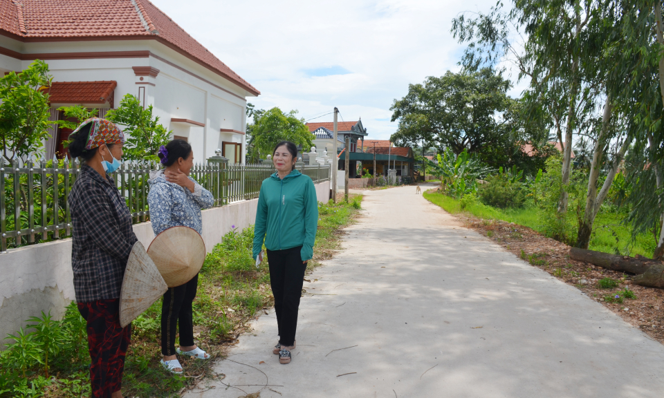 Nữ Bí thư chi bộ thôn ‘‘gần dân, sát cơ sở’’