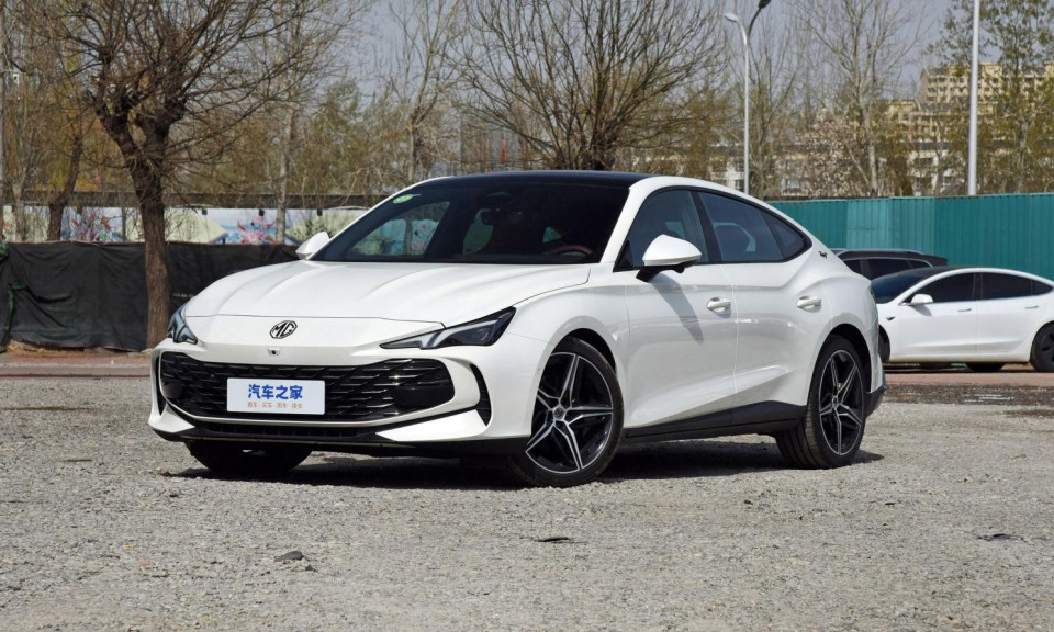 Cận cảnh MG7 2023 giá 405 triệu mới ra mắt: Đẹp mãn nhãn, dồn Honda Civic vào thế khó