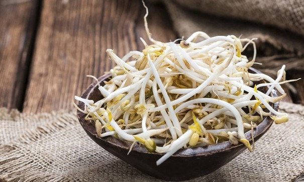 Giá đỗ cực tốt nhưng khi ăn nhất định phải tránh điều này
