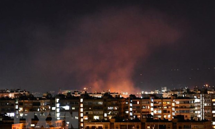 Israel tiếp tục không kích gần thủ đô Damascus của Syria