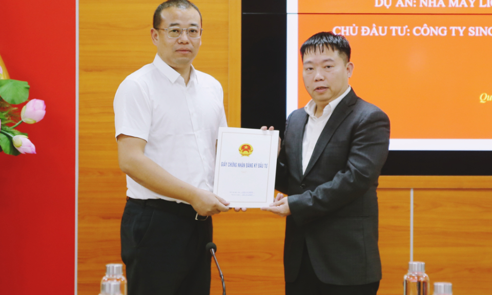 Quang Ninh granted investment certificates to 3 foreign-invested projects