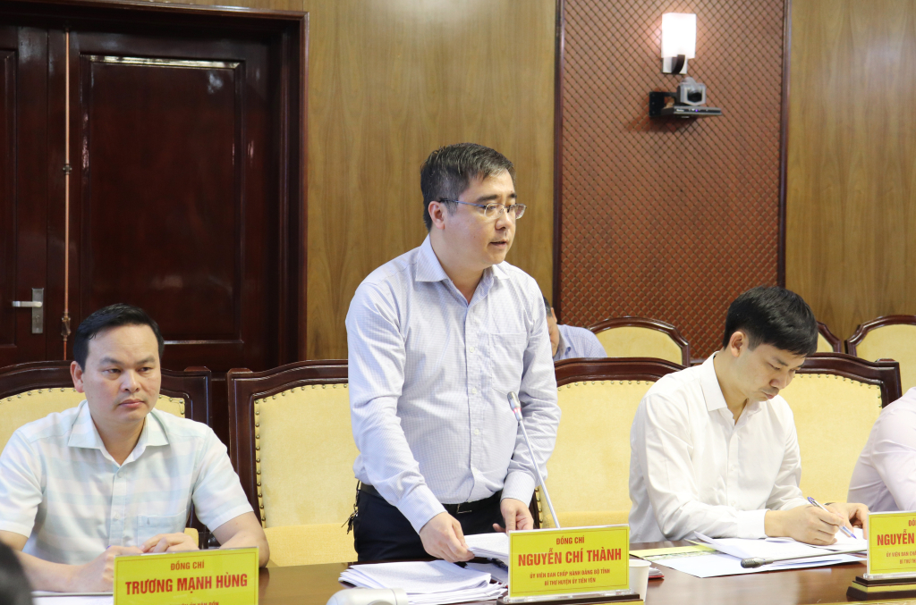 Bí thư Huyện ủy Tiên Yên Nguyễn Chí Thành, phát biểu tại hội nghị.