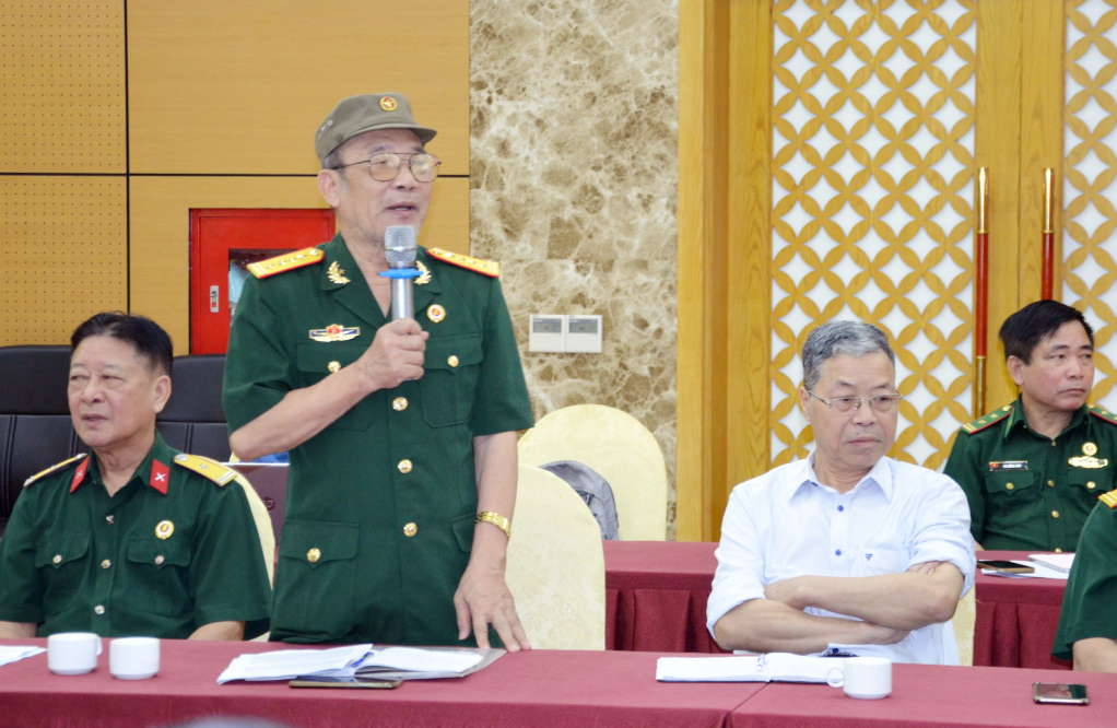 Đại diện các ban liên lạc phát biểu đóng góp ý kiến tại buổi gặp mặt các ban liên lạc, hội truyền thống CCB các lực lượng vũ trang tỉnh lần thứ 3 năm 2023.