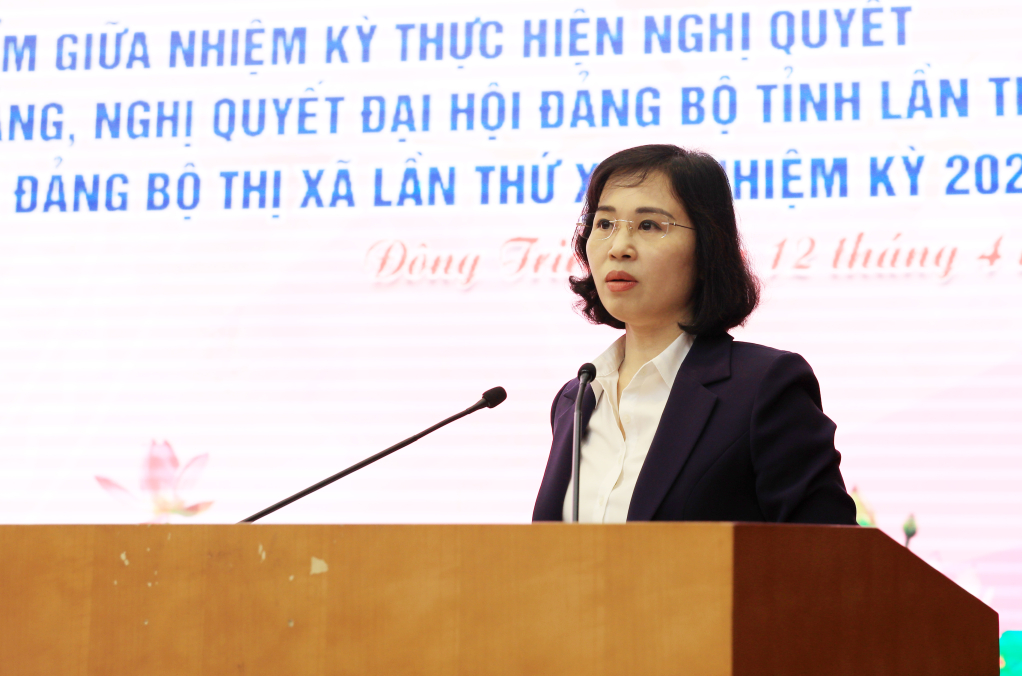 Đồng chí Trịnh Thị Minh Thanh, Phó Bí thư Tỉnh ủy, phát biểu chỉ đạo hội nghị.