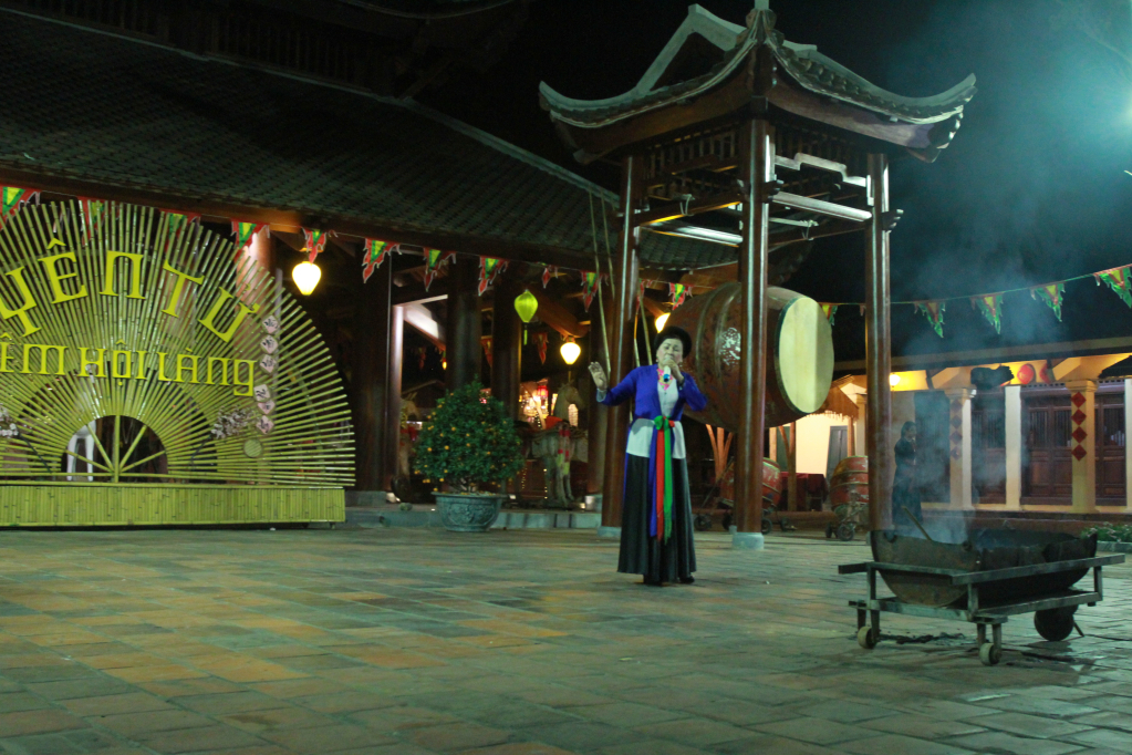 The cultural program performs various rituals of Dao Thanh Y minor ethinic people.