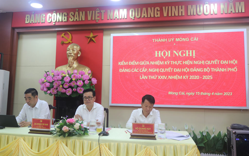 Qua nửa nhiệm kỳ thực hiện NGhị quyết Đại hội Đảng bộ TP