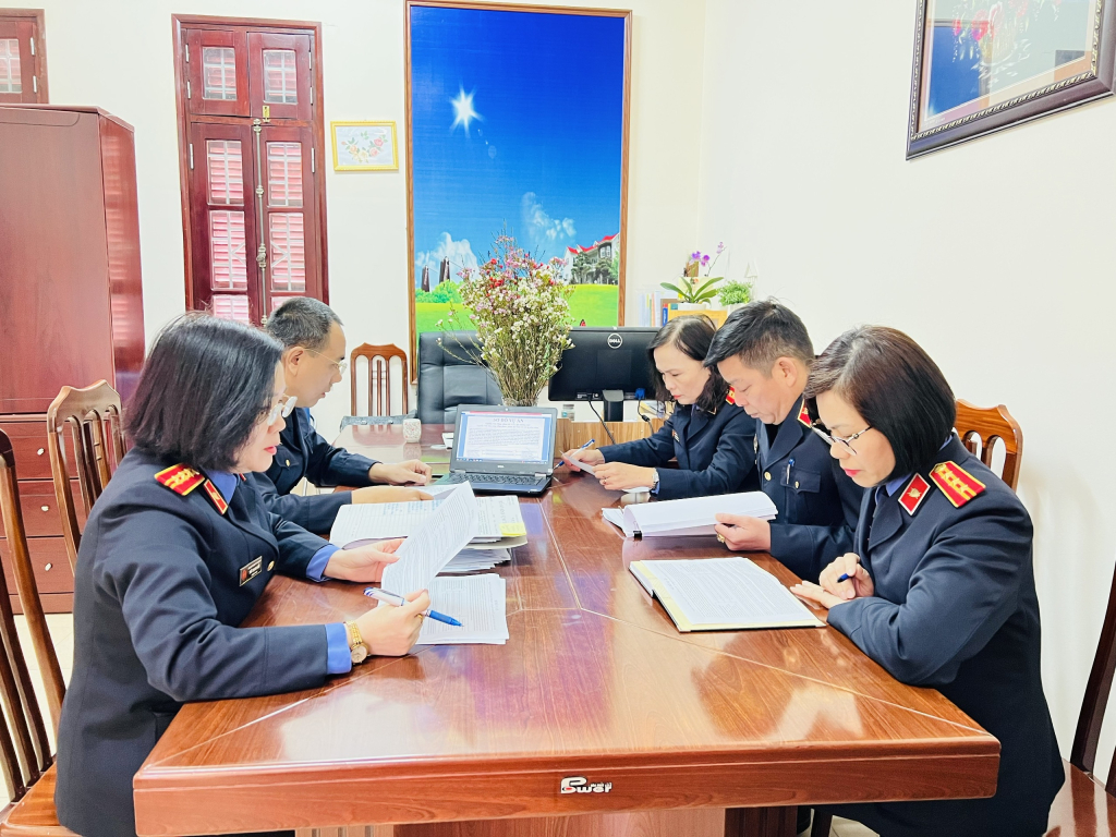 Ban chấp hành công đoàn Viện Kiểm soát nhân dân tỉnh luôn chuẩn bị kỹ mọi nội dung trước khi tổ chức đại hội.