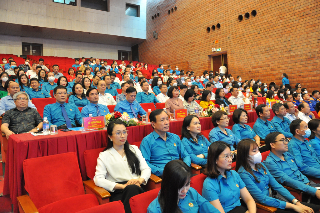 Các đại biểu dự Lễ phát động Tháng Công nhân.
