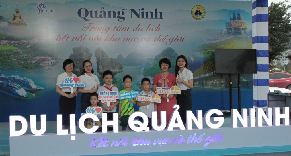 Không gian quảng bá du lịch Quảng Ninh.